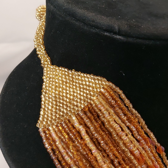 Vtg 32" long 40 strands beaded bib necklace - Picture 9 of 14